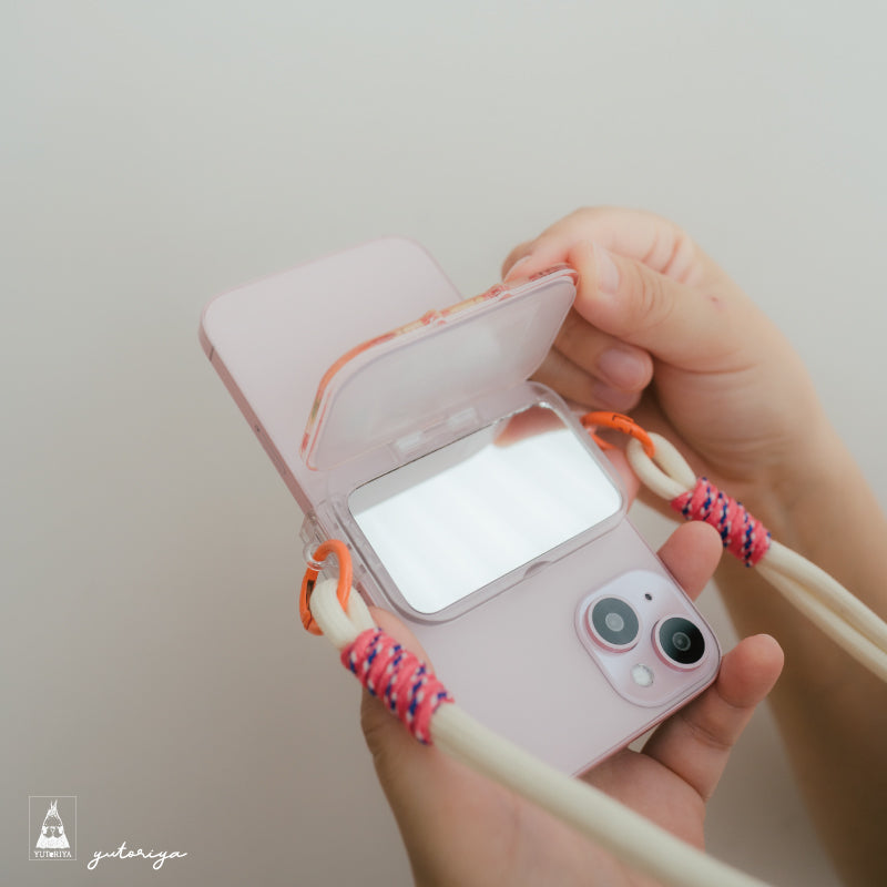 はさんでつけるだけ！スマホクリップ