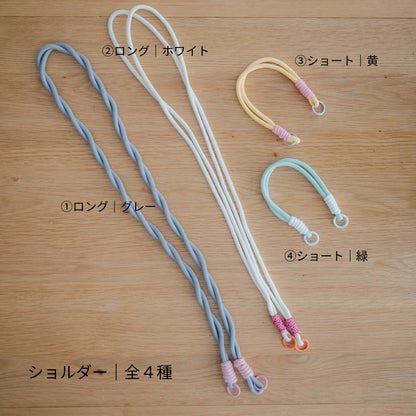 はさんでつけるだけ！スマホクリップ