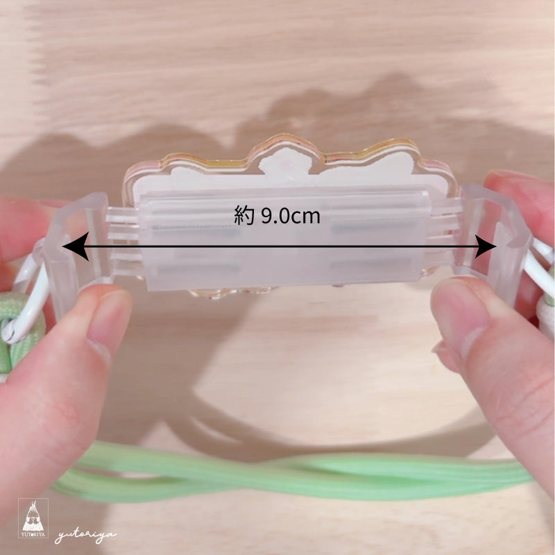 はさんでつけるだけ！スマホクリップ